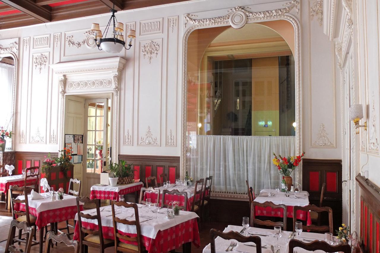 Hotel Restaurant D'Alsace Пломбьер-ле-Бен Экстерьер фото